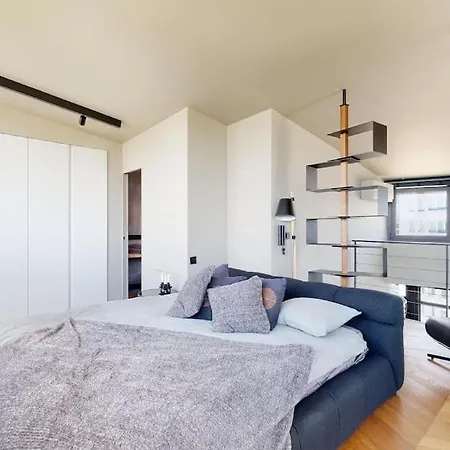 Stylovy Loft S Ohromnou Terasou Apartmán *